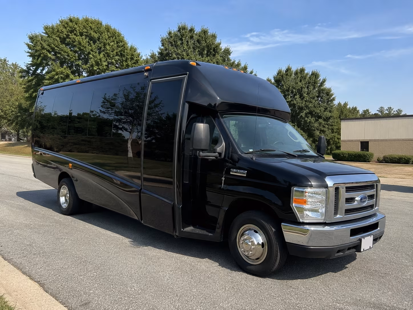 easily book transportation for your next bachelor or bachelorette party 5