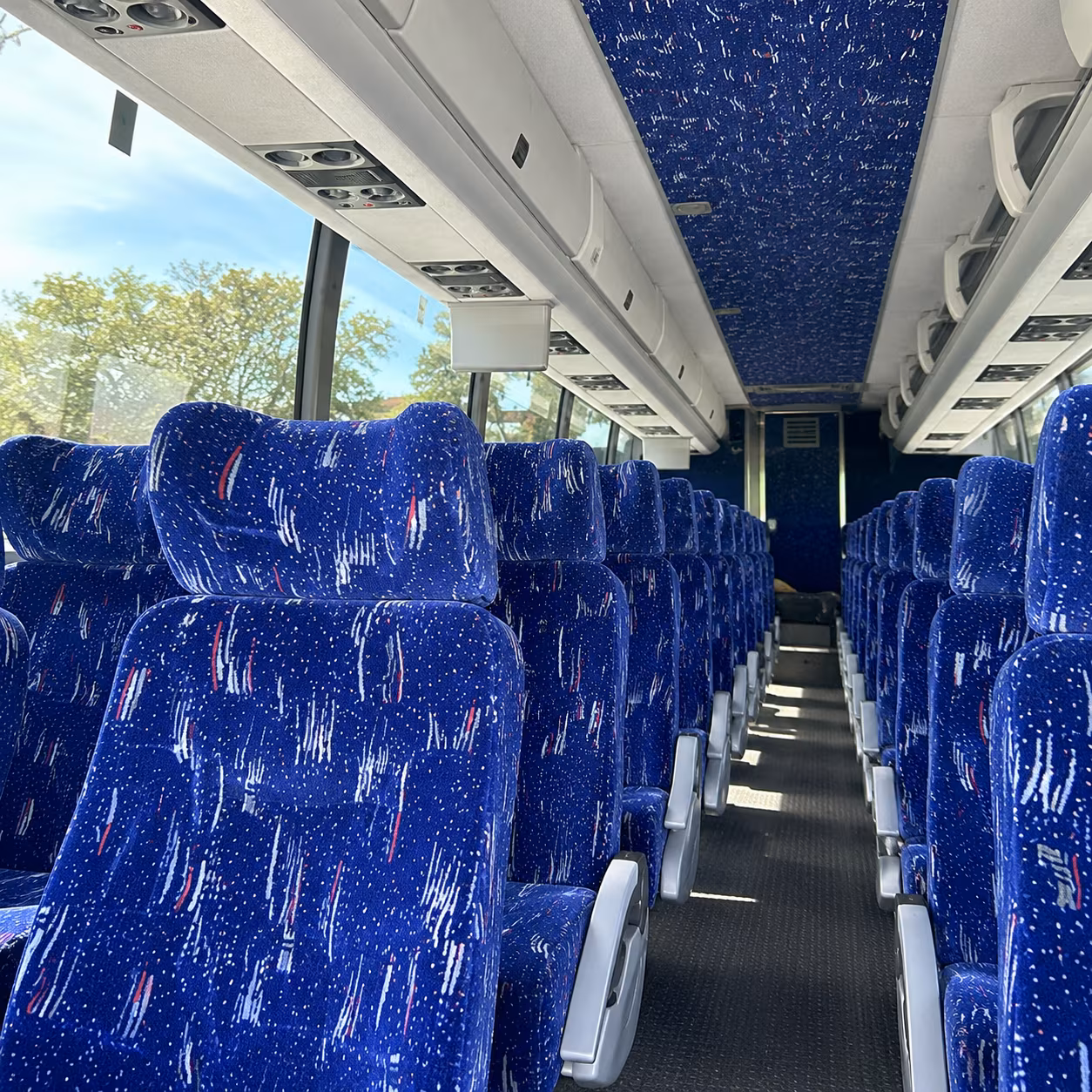 easily book transportation for your next field trip 1